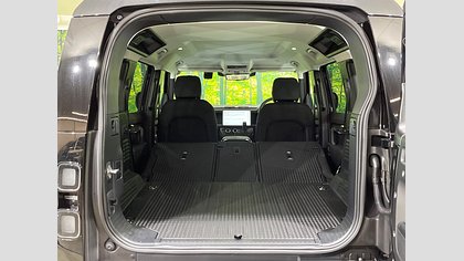 Defender 110 31