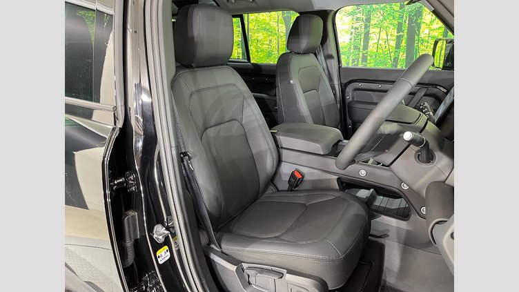2025 認定中古車 Land Rover Defender 110 サントリーニブラック D350 ディーゼルマイルドハイブリッド S