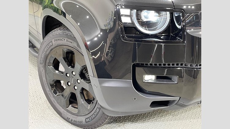 2025 認定中古車 Land Rover Defender 110 サントリーニブラック D350 ディーゼルマイルドハイブリッド S