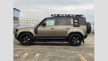 Defender 110 2