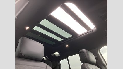 Defender 110 8