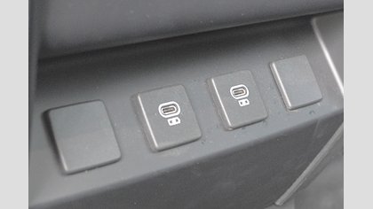 Defender 110 16