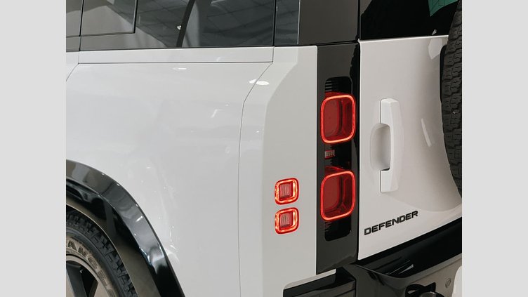2024 Approved Land Rover Defender 110 Fuji White All Wheel Drive X-Dynamic HSE 350PS Auto