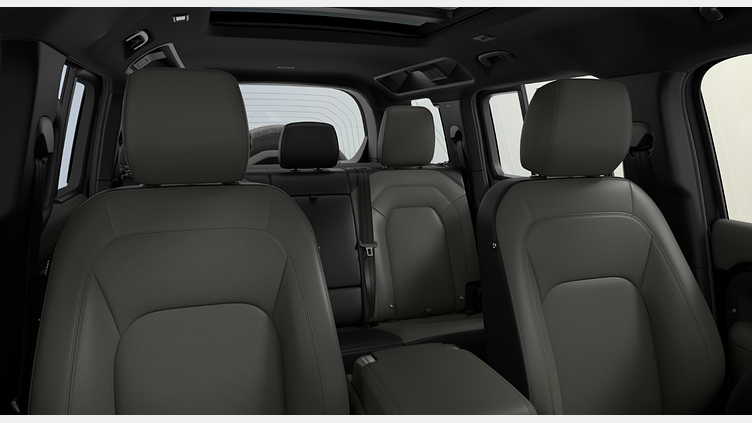 2026 New Land Rover Defender 110 Santorini Black 5.0 litre V8​P Defender 110 5.0 V8 425PS AWD Auto X-Dynamic SE
