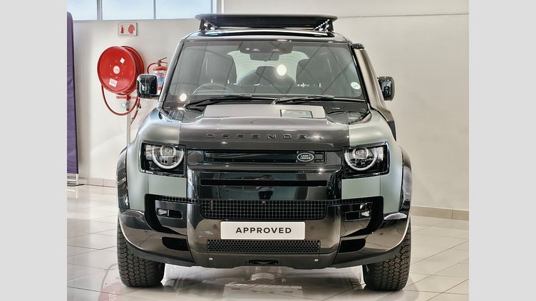 2026 Approved Land Rover Defender 110 Keswick Green 3.0l inline-six Diesel D350 Trophy Edition Keswick Green