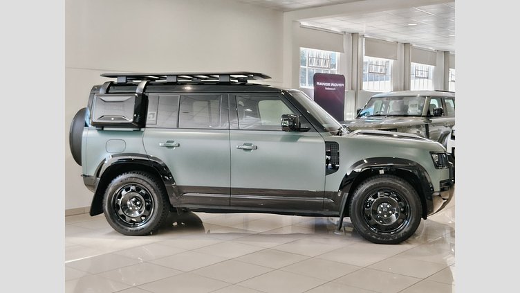 2026 Approved Land Rover Defender 110 Keswick Green 3.0l inline-six Diesel D350 Trophy Edition Keswick Green