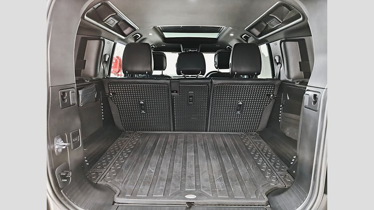 2026 Approved Land Rover Defender 110 Keswick Green 3.0l inline-six Diesel D350 Trophy Edition Keswick Green