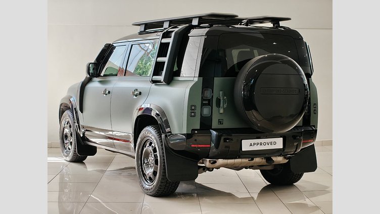 2026 Approved Land Rover Defender 110 Keswick Green 3.0l inline-six Diesel D350 Trophy Edition Keswick Green