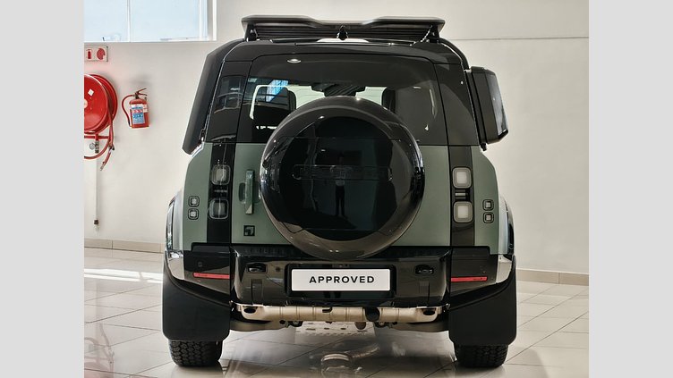 2026 Approved Land Rover Defender 110 Keswick Green 3.0l inline-six Diesel D350 Trophy Edition Keswick Green