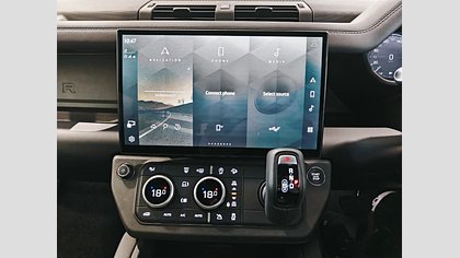 Defender 110 13