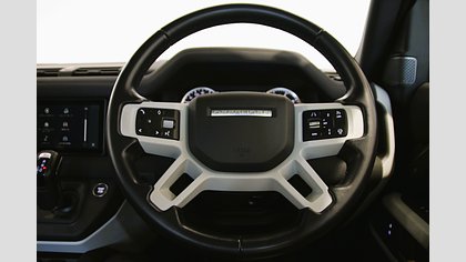 Defender 90 31