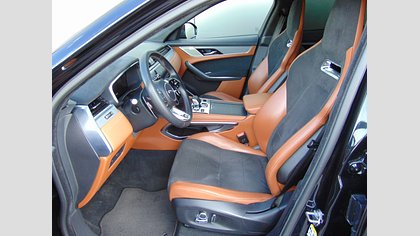 F-Pace 8