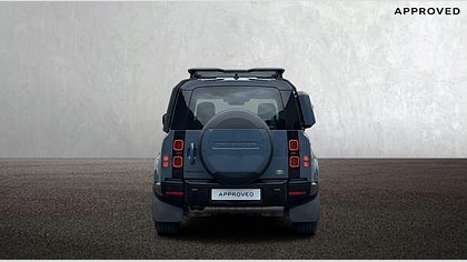 Defender 110 1