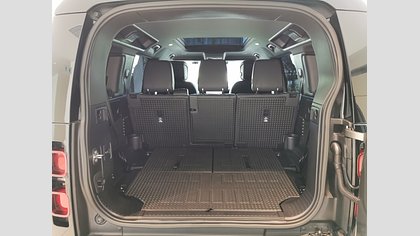 Defender 110 14