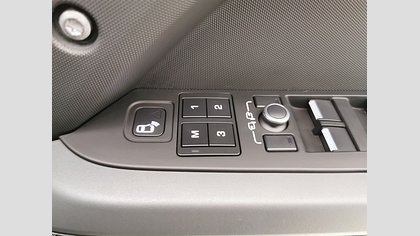 Defender 110 28