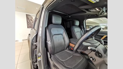 Defender 110 16