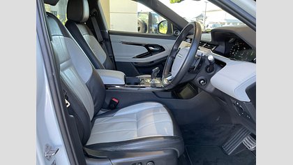 Range Rover Evoque 26