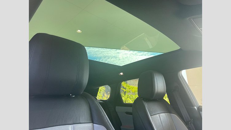 2019 認定中古車 Land Rover Range Rover Evoque ユーロンホワイト D180 FIRST EDITION