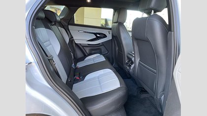 Range Rover Evoque 33