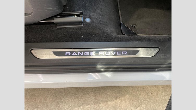 2019 認定中古車 Land Rover Range Rover Evoque ユーロンホワイト D180 FIRST EDITION