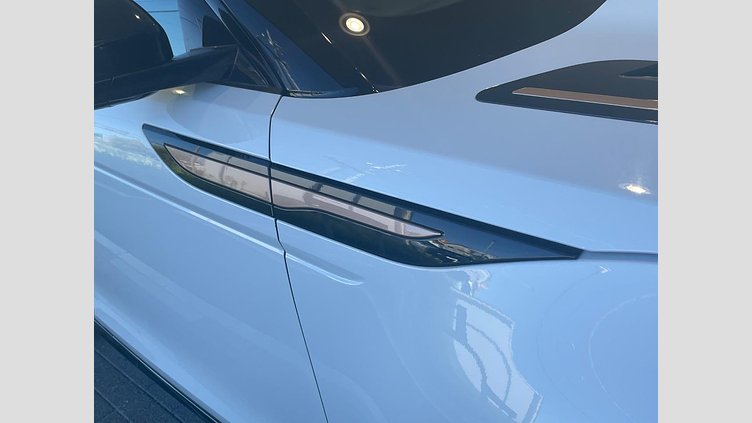 2019 認定中古車 Land Rover Range Rover Evoque ユーロンホワイト D180 FIRST EDITION