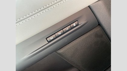 Range Rover Evoque 60