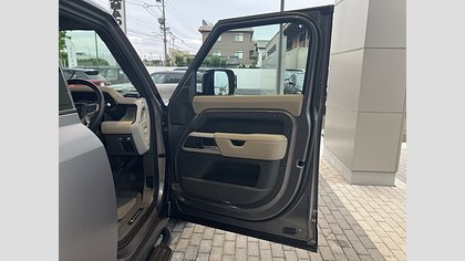Defender 110 25