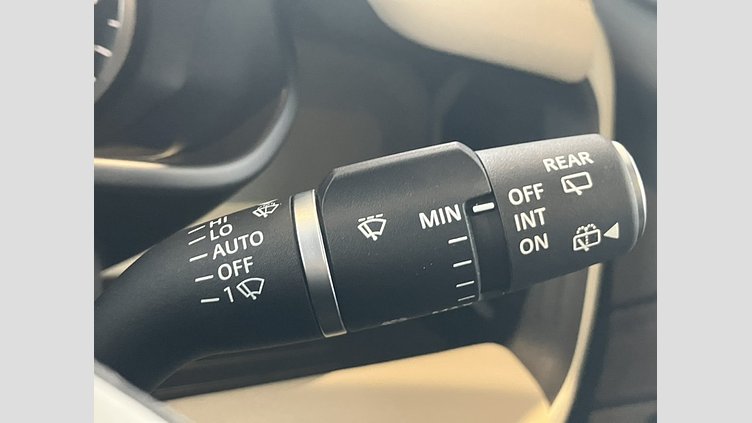 2023 認定中古車 Land Rover Defender 110 アイガーグレイ D300 AWD（AT） X-DYNAMIC SE