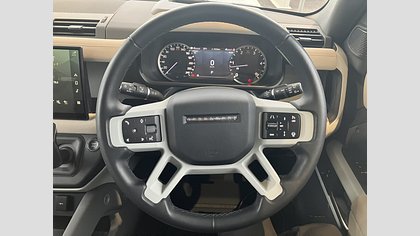 Defender 110 23