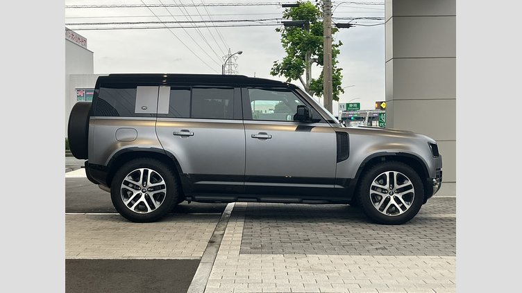 2023 認定中古車 Land Rover Defender 110 アイガーグレイ D300 AWD（AT） X-DYNAMIC SE