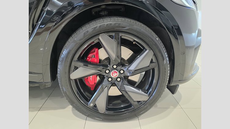 2022 Seminuevos Approved Jaguar F-Pace Santorini Black 5L AJ133G2 P8 S/C SV SVR 5.0 S/C T/A