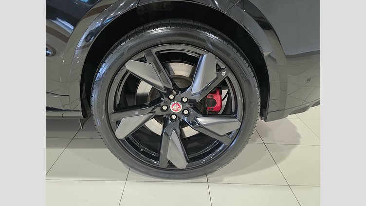 2022 Seminuevos Approved Jaguar F-Pace Santorini Black 5L AJ133G2 P8 S/C SV SVR 5.0 S/C T/A