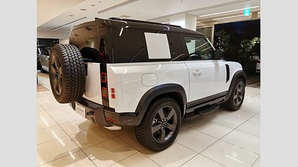 Defender 90 13