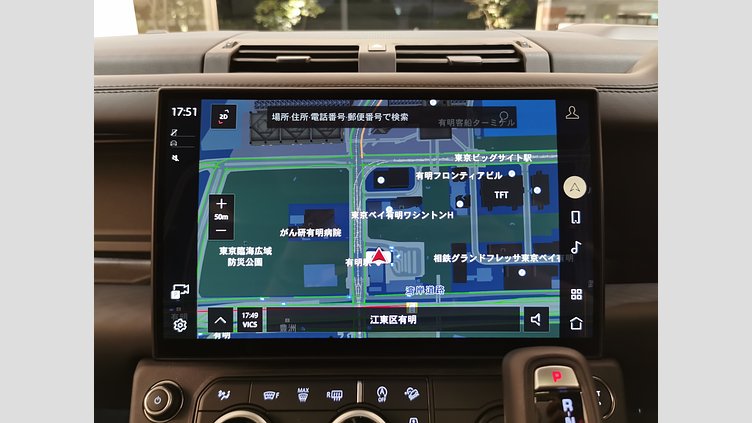 2025 認定中古車 Land Rover Defender 90 フジホワイト D350 ディーゼルマイルドハイブリッド X-Dynamic HSE