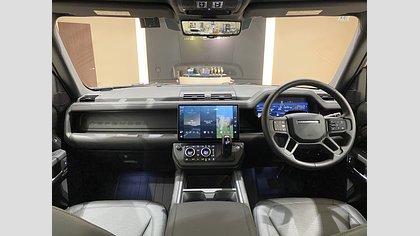 Defender 110 3