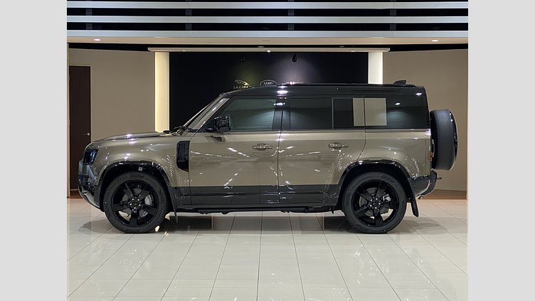 2025 認定中古車 Land Rover Defender 110 ゴンドワナストーン D350 ディーゼルマイルドハイブリッド X-Dynamic HSE
