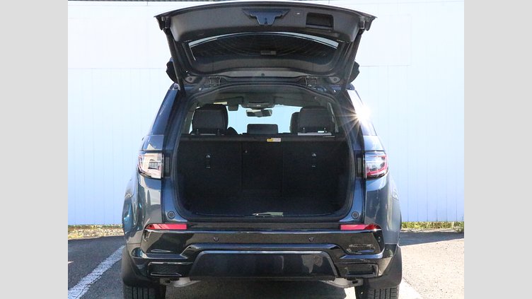 2025 認定中古車 Land Rover Discovery Sport ヴァレジネブルー プラグインハイブリッド（ガソリン） 標準ホイール Dynamic SE