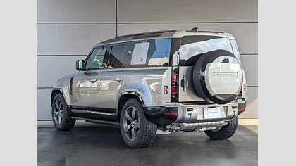 Defender 110 1