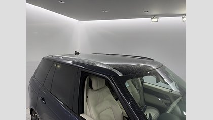 Range Rover 7