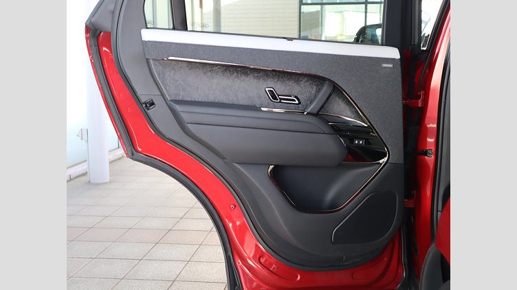 2023 認定中古車 Land Rover Range Rover Sport フィレンツェレッド 3.0リッター6気筒400PSターボチャージドガソリンMHEV（オートマチック） FIRST EDITION