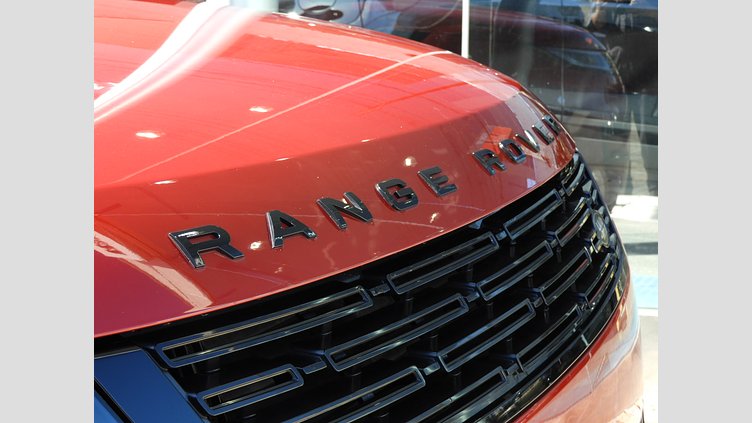 2023 認定中古車 Land Rover Range Rover Sport フィレンツェレッド 3.0リッター6気筒400PSターボチャージドガソリンMHEV（オートマチック） FIRST EDITION