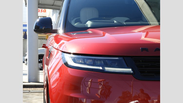 2023 認定中古車 Land Rover Range Rover Sport フィレンツェレッド 3.0リッター6気筒400PSターボチャージドガソリンMHEV（オートマチック） FIRST EDITION