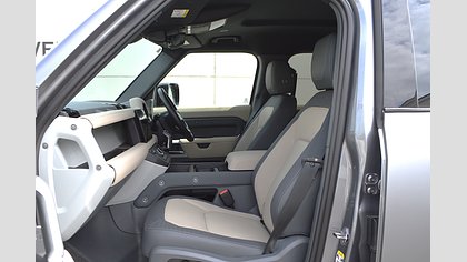 Defender 110 2