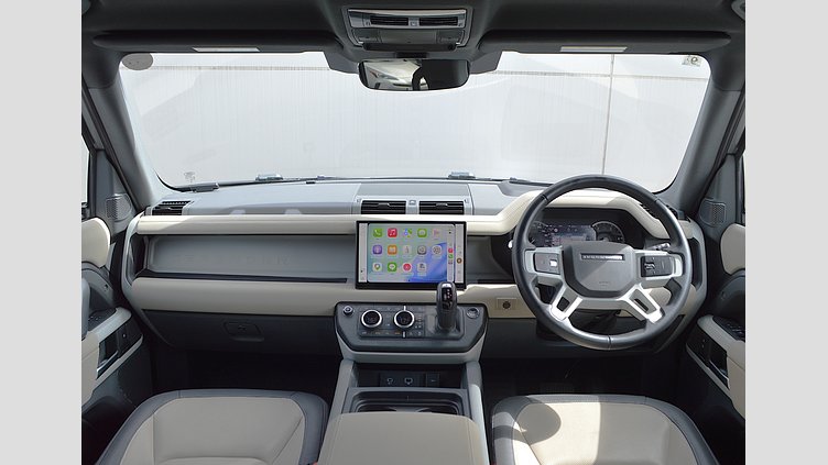 2023 認定中古車 Land Rover Defender 110 アイガーグレイ D300 AWD（AT） X-DYNAMIC SE