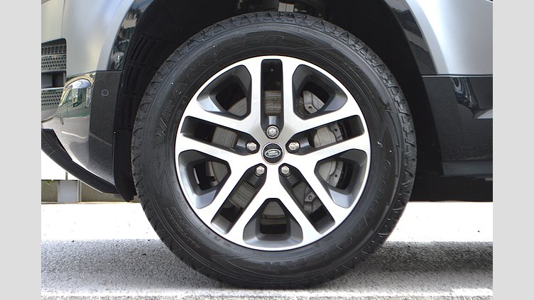 2023 認定中古車 Land Rover Defender 110 アイガーグレイ D300 AWD（AT） X-DYNAMIC SE