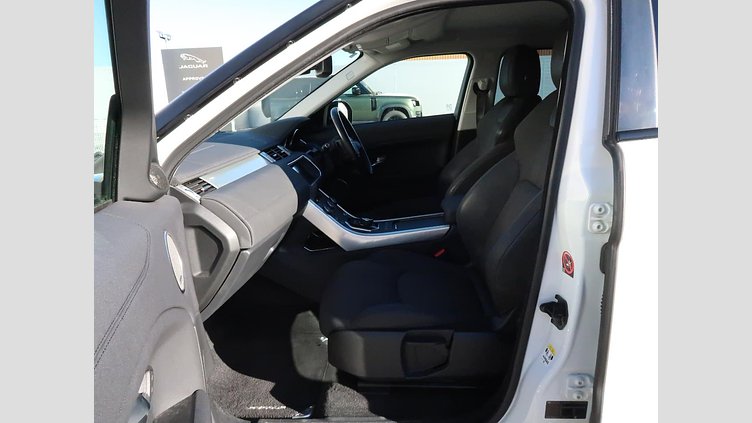 2018 認定中古車 Land Rover Range Rover Evoque Fuji White 2.0 litre i4D Diesel フリースタイル‐Ｄ