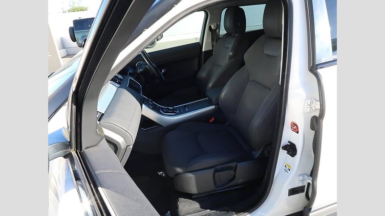 2018 認定中古車 Land Rover Range Rover Evoque Fuji White 2.0 litre i4D Diesel フリースタイル‐Ｄ