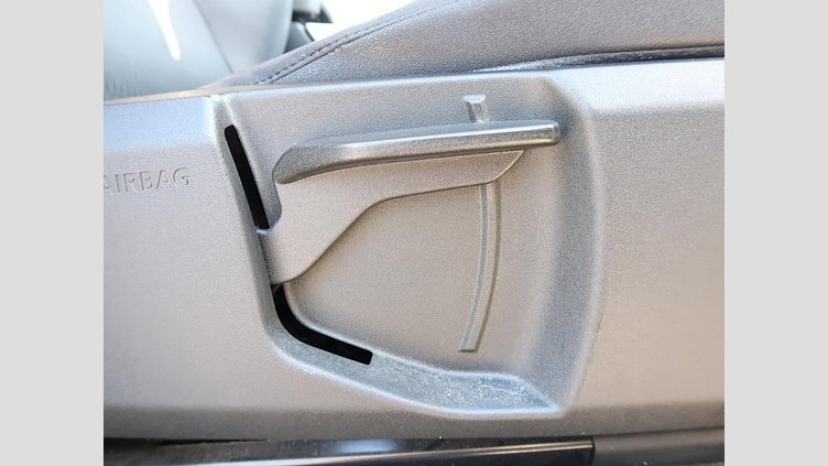 2018 認定中古車 Land Rover Range Rover Evoque Fuji White 2.0 litre i4D Diesel フリースタイル‐Ｄ