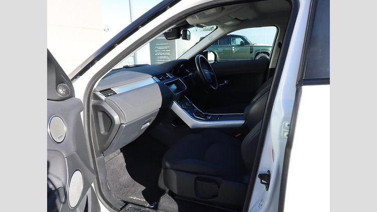 2018 認定中古車 Land Rover Range Rover Evoque Fuji White 2.0 litre i4D Diesel フリースタイル‐Ｄ