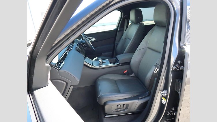 2024 認定中古車 Land Rover Range Rover Velar カルパチアングレイ P400eプラグインハイブリッド（ガソリン） スタンダードホイールベース Dynamic SE